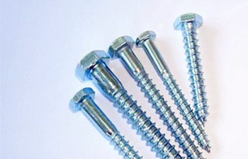 國(guó)內(nèi)精密六角法蘭螺釘行業(yè)特點(diǎn)