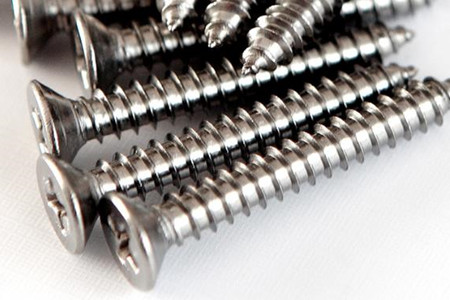 自攻螺釘要先打孔嗎？由使用條件而定！